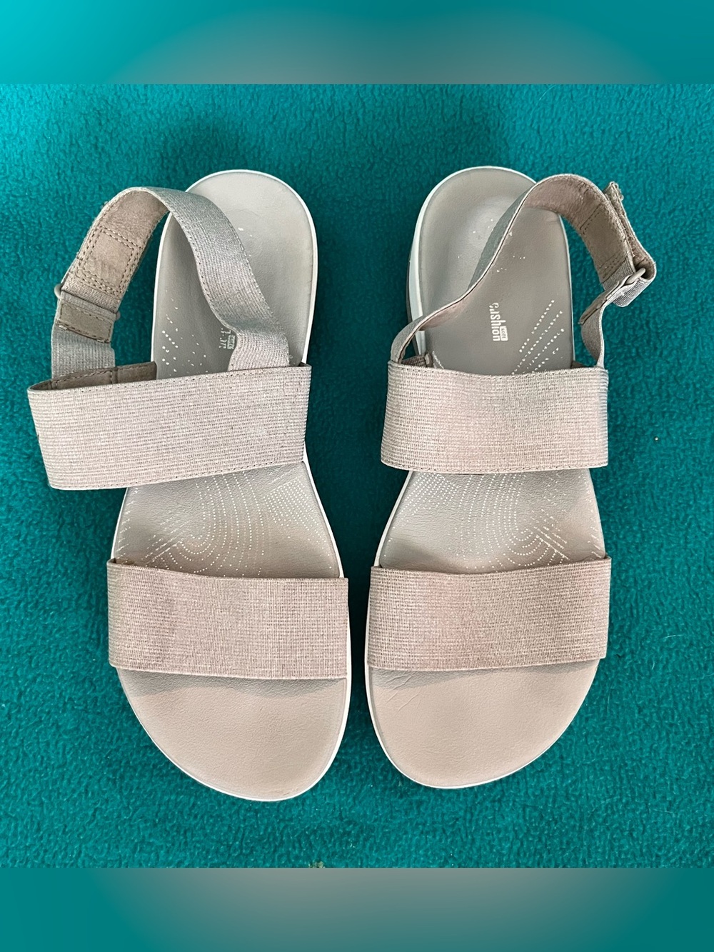 Clarks Casual Elastic Strap Sandals for Women - Gray Sz 10